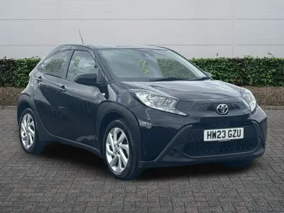 Used Toyota Aygo X PURE 72 HP (52 kW) 2023 Black SUV