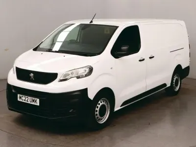 Gebraucht Peugeot Expert Premium 100 PS (73 kW) 2022 Weiß Van