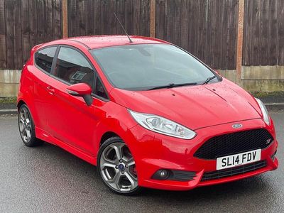 Red Used 2014 Ford Fiesta ST Hatchback | £4,995 (Fair price)