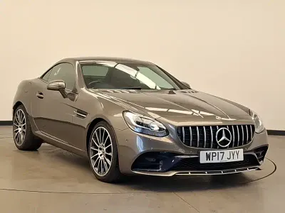 Usado Mercedes E250 AMG line 204 HP (150 kW) 2017 Cinzento Cabrios
