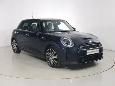 Begagnad Mini Cooper S Exclusive 2024 Blå Halvkombi