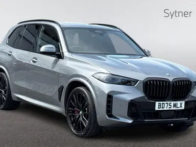 Używany BMW X5 M Sport 482 KM (354 kW) 2025 Szary SUV