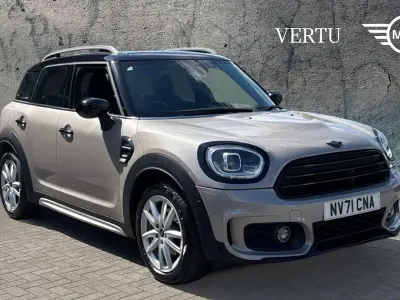 Begagnad Mini Cooper Sport 136 HK (100 kW) 2011 Halvkombi