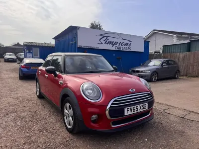 Used Mini Cooper Hatch 2016 Red Hatchback