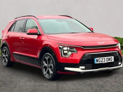 Used Kia Niro 139 HP (102 kW) 2023 Red SUV