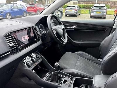 Used Skoda Karoq SE L 116 HP (85 kW) 2019 Moon white metallic SUV