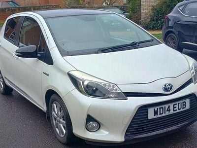 Used Toyota Yaris Hybrid 2014