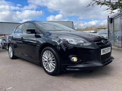 Used Ford Focus Zetec 180 HP (132 kW) 2012 Black Hatchback