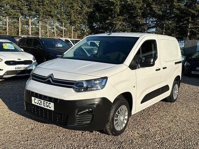Used Citroën Berlingo 75 HP (55 kW) 2021 White MPV