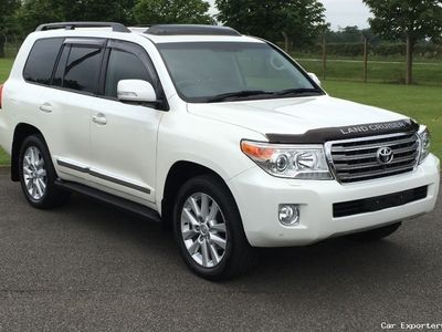Used Toyota Land Cruiser 272 HP (200 kW) 2014 SUV