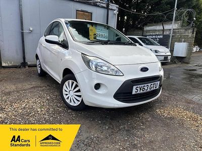 Used Ford Ka 69 HP (50 kW) 2013 White Hatchback