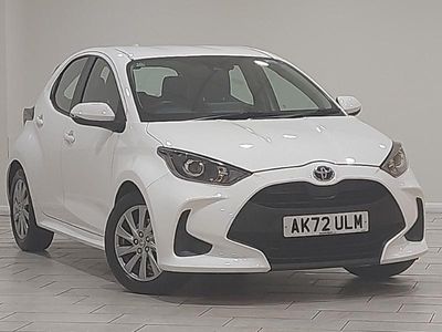 White Used 2022 Toyota Yaris Hybrid Hatchback | £15,998 (Good price)