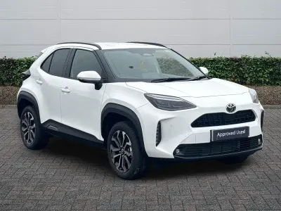 New Toyota Yaris Hybrid Design 2025 White Estate