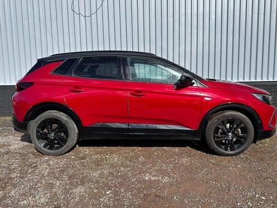 Used Vauxhall Grandland X SRi 128 HP (94 kW) 2022 Red SUV