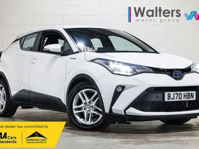 Used Toyota C-HR 122 HP (89 kW) 2020 White SUV