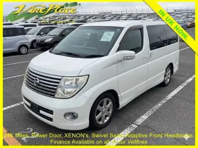 Used Nissan Elgrand 2007 White MPV