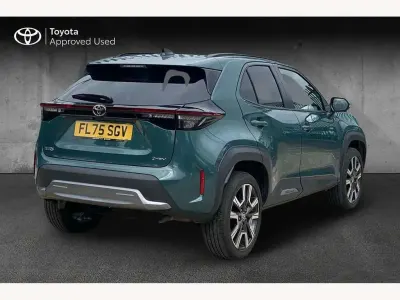 Used Toyota Yaris Cross 130 HP (95 kW) 2025 Forest green SUV