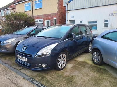 Blue Used 2013 Peugeot 5008 Allure MPV | £5,250 (A bit pricey)