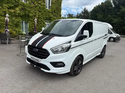 Used Ford Transit Custom Sport 185 HP (136 kW) 2021 White Van