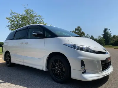 Used Toyota Estima 2012 White MPV