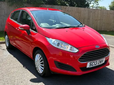 Used Ford Fiesta Style 82 HP (60 kW) 2013 Red Hatchback