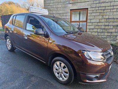 Brown Used 2016 Dacia Sandero Ambiance Hatchback | £4,995 (Good price)