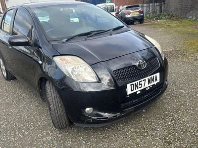 Used Toyota Yaris 2011 Black Hatchback