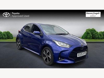 Used Toyota Yaris Hybrid Design 2025 Blue Hatchback