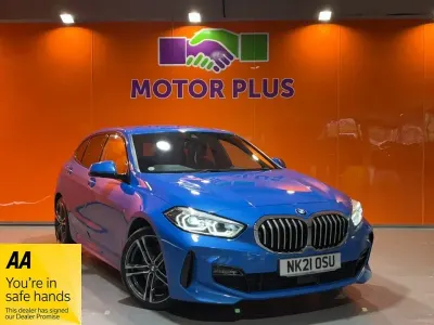 Używany BMW 118 M Sport 136 KM (100 kW) 2021 Niebieski Hatchback