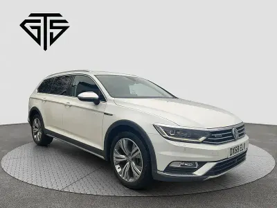 Used VW Passat 193 HP (141 kW) 2026 White Estate