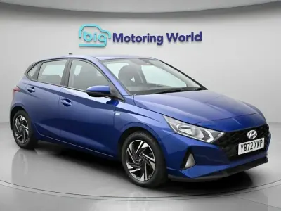 Używany Hyundai i20 SE 100 KM (73 kW) 2023 Niebieski Hatchback