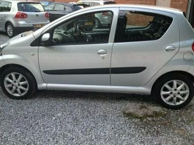 Used Toyota Aygo 67 HP (49 kW) 2008 Hatchback