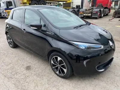 Used Renault Zoe Dynamique 67 kW (92 HP) 2018 Black Hatchback