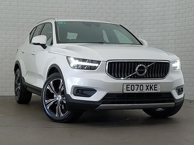 Begagnad Volvo XC40 Inscription 197 HK (144 kW) 2020 Vit SUV