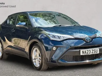 Used Toyota C-HR 122 HP (89 kW) 2023 Midnight teal SUV