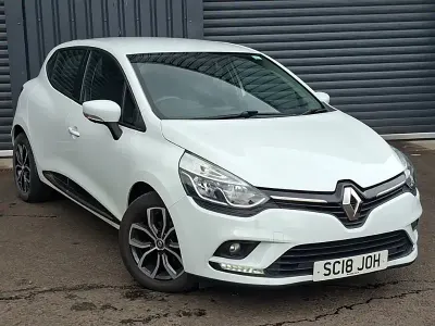Used Renault Clio Play 76 HP (55 kW) 2018 White Hatchback