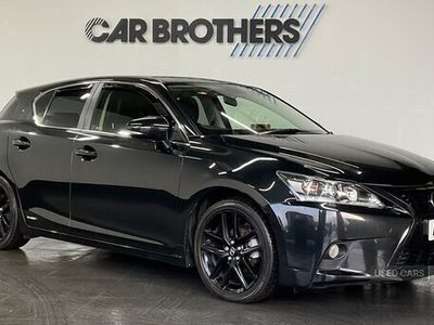 Lexus CT200h