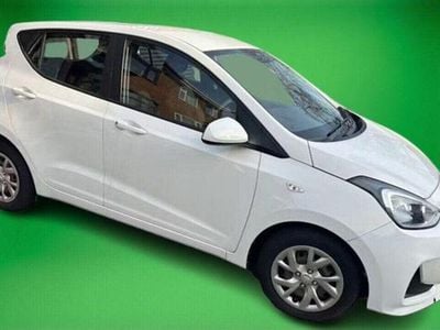 Used Hyundai i10 SE 87 HP (63 kW) 2018 White Hatchback