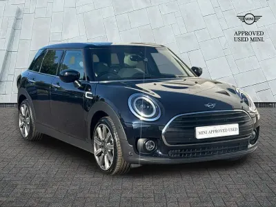 Usado Mini Cooper Clubman Exclusive 134 CV (98 kW) 2023 Negro Familiar