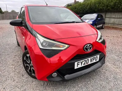 Used Toyota Aygo Trend 72 HP (52 kW) 2020 Red Hatchback