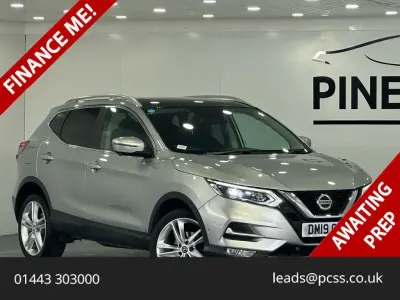 Begagnad Nissan Qashqai N-Motion 140 HK (102 kW) 2019 Silver SUV
