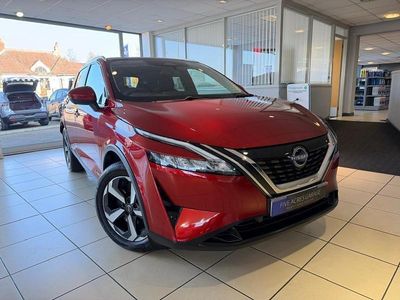 Used Nissan Qashqai N-Connecta 190 HP (139 kW) 2022 Red SUV