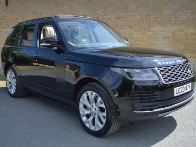 Used Land Rover Range Rover Vogue SE 275 HP (202 kW) 2020 Santorini black SUV