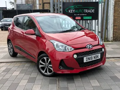 Gebraucht Hyundai i10 SE 87 PS (63 kW) 2018 Rot Kleinwagen