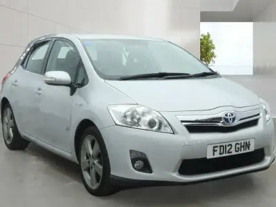 Used Toyota Auris Hybrid