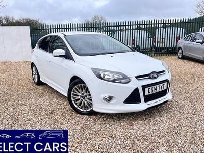 Used Ford Focus Zetec 125 HP (91 kW) 2014 White Hatchback