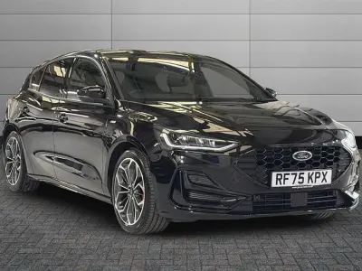 Begagnad Ford Focus ST-Line X 125 HK (91 kW) 2025 Svart Halvkombi