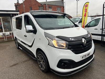 White Used 2019 Renault Trafic Business MPV | £14,490 (Fair price)