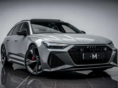 Begagnad Audi RS6 Premium 600 HK (441 kW) 2020 Grå Kombi