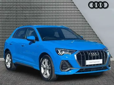 Używany Audi Q3 S-Line 2018 Niebieski SUV